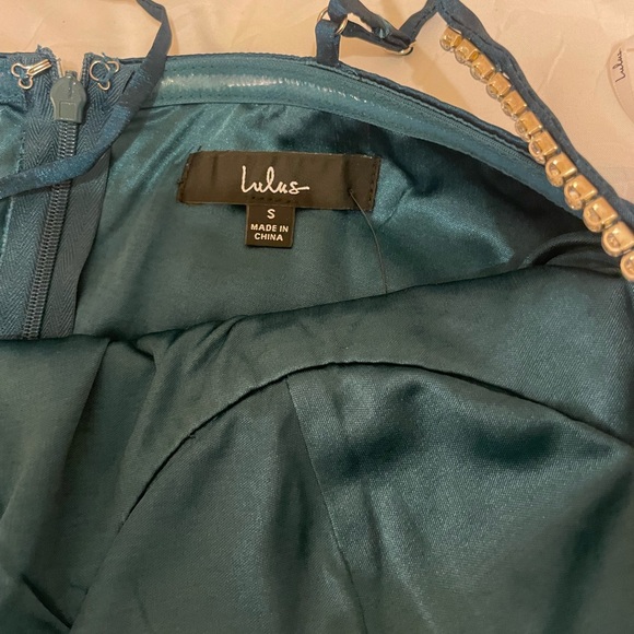 BRAND NEW teal MINI LULUS DRESS with rhinestones - Picture 2 of 2